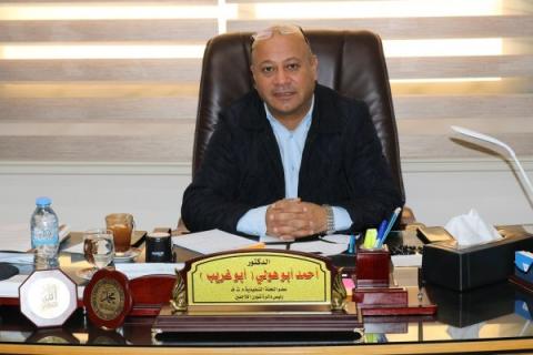 د. أبو هولي: المساهمات الإضافية ستساهم في معالجة العجز المالي في ميزانية الاونروا ولكنه غير كاف والتحديات لازالت قائمة في ظل التدهور المعيشي في المخيمات