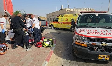 من مكان إنعاش الفتاة - تصوير .. نجمة داود الحمراء.jpg