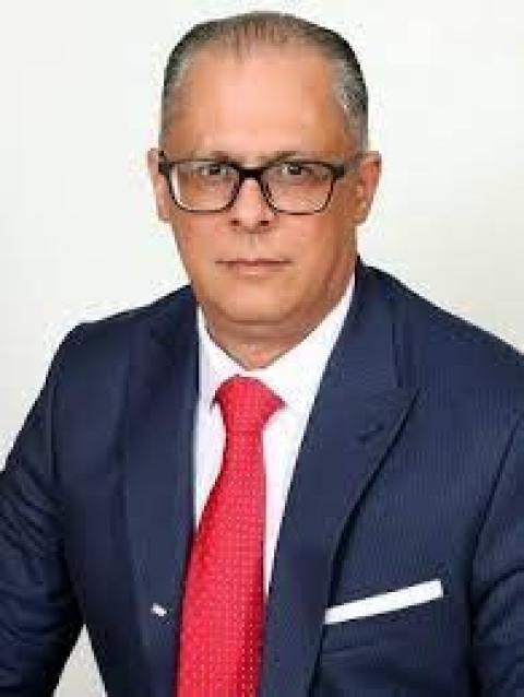 رمزي عودة.jpeg