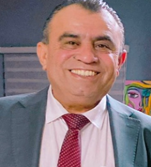 الناقد الأكاديمي د. مفيد عرقوب