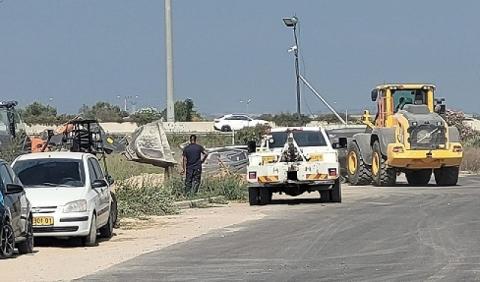 تجريف الساحات لموقف الشاحنات في باقة الغربية صباح اليوم.jpg