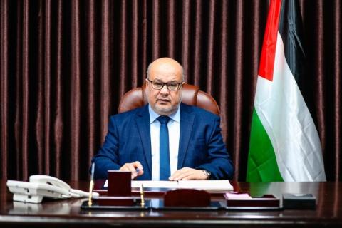 الدعليس يُهاتف عائلة قوطة ويطلعها على سير الإجراءات المتخذة