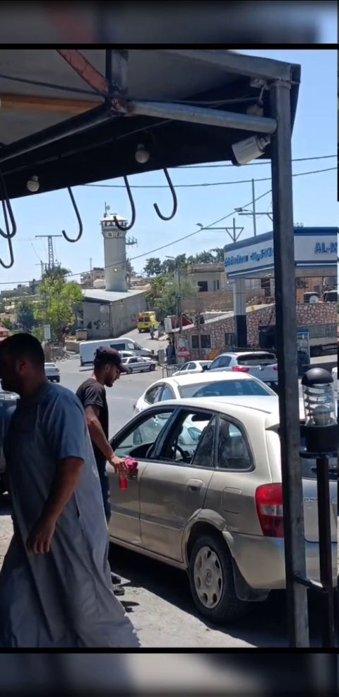 القناة 14 العبرية:  إصابة 3  جنود إسرائيليين خلال أحداث في بيت أمر قرب الخليل