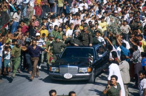 29 عاما على عودة الرئيس الراحل ياسر عرفات إلى أرض الوطن.jpg