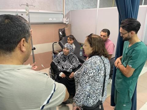 وزيرة الصحة د. مي الكيلة تطمئن على صحة المرضى، صباح اليوم، داخل قسم الطوارىء بمجمع فلسطين الطبي.jpg