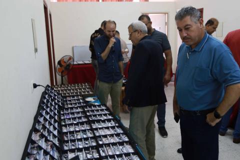 قلقيلية : جسور الرجاء وقلقيلية النسائية تنظمان يوما طبياً لفحص العيون