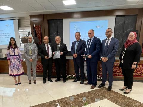 المدرسة الوطنية الفلسطينية للإدارة تحتفل بإطلاق الخدمات الاستشارية الإدارية