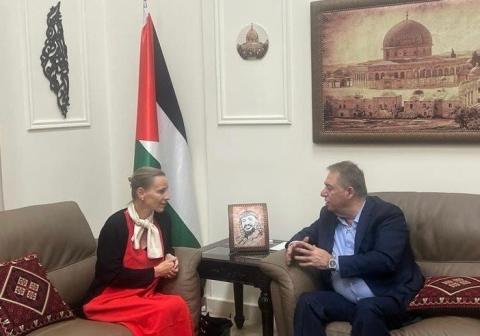 دبور يبحث مع مديرة شؤون  الأونروا في لبنان أوضاع المخيمات الفلسطينية.jfif