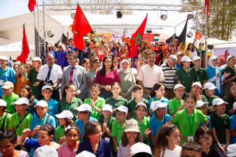 أطفال القدس يلتقون أقرانهم المغاربة في "الغابة الدبلوماسية" بطنجة ويتبادلون مشاعر الوِد والمحبَّة