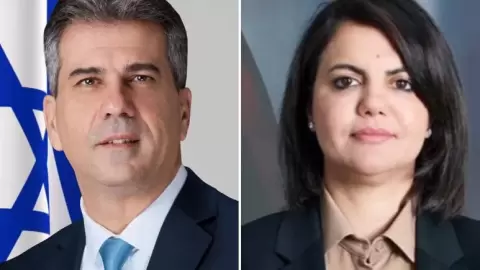 اللقاء التاريخي جرى بالعاصمة الإيطالية روما برعاية وزير الخارجية أنطونيو تاجاني.webp