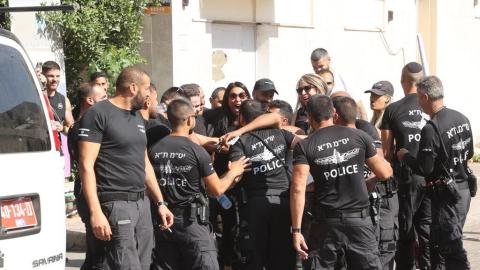 54 متطوع يجمدون خدمتهم في الشرطة الإسرائيلية