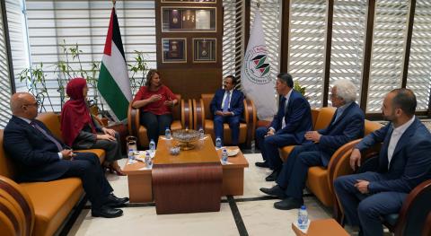 العربية الأمريكية وشبكة الجزيرة تقدمان منحة شيرين أبو عاقلة في الإعلام الرقمي للأولى على الفرع الأدبي حبيبة شديد