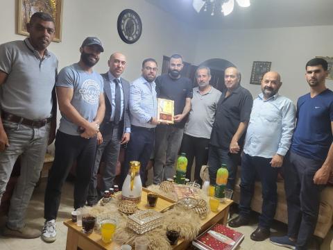 النضال الشعبي تزور عائلات الشهداء والاسرى في بيت ريما