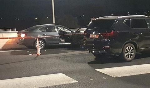 ساحة جريمة القتل المزدوجة على شارع 40 بالنقب (الشرطة).jpg
