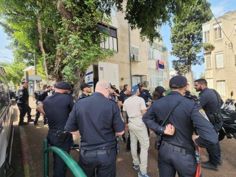 مقتل إمرأة وإصابة طفل بجرائم اطلاق نار في حيفا ورهط