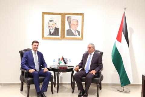 ممثل الاتحاد الأوروبي يؤكد على الدعم الثابت للقضية الفلسطينية ولحل الدولتين