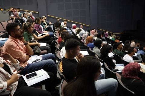 جامعة دار الكلمة تنظم حفل استقبال لطلبتها الجدد