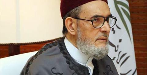 هنية يهاتف مفتي ليبيا ويشيد بموقف دائر الإفتاء الرافض للتطبيع.jpg