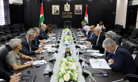 فريق وزاري فلسطيني يبحث مع لجنة أممية إنشاء آلية وقائية وطنية لمنع التعذيب.jpg