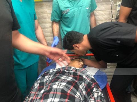 جثمان الشهيد الطفل ميلاد الراعي من مخيم العروب ١٦ عام، في مستشفى اليمامة في بيت لحم.jpg