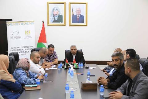 قلقيلية :   ورشة تناقش العنقود الزراعي في المحافظة ودور ومساهمة المرأة فيه
