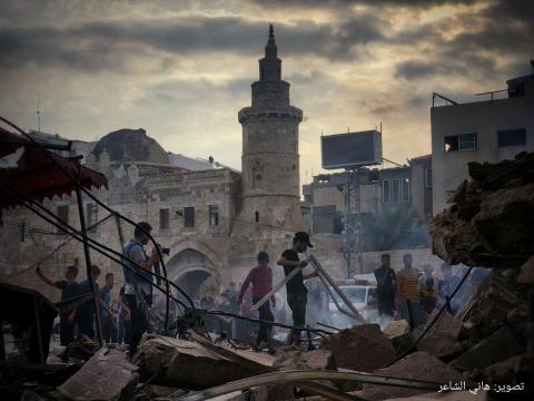 الدمار الكبير الذي خلفه القصف على مبنى بلدية خان يونس القديمة بخان يونس..jpg