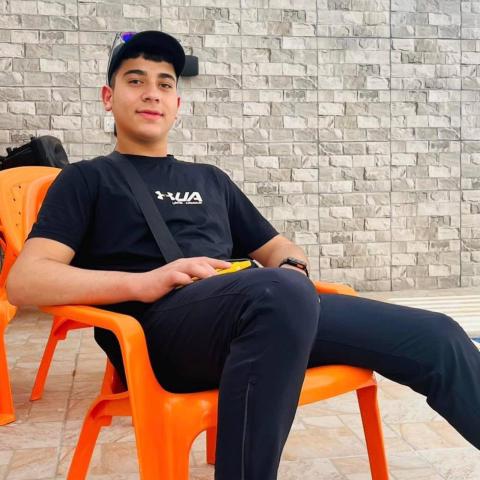 ارتقاء الشاب أحمد غالب مطير.jpg