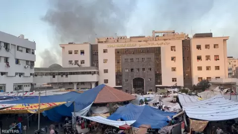 يوم الجمعة تعرض مجمع الشفاء لقصف إسرائيلي وفق نيويورك تايمز.webp