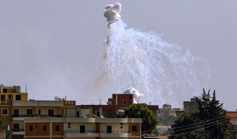 أثناء قصف إسرائيلي بلبنان (Getty Images).jpg