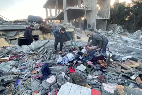 فرنسا طالبت إسرائيل باتخاذ تدابير ملموسة لحماية حياة السكان المدنيين في غزة (رويترز).webp