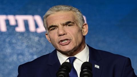 لابيد: حكومة إسرائيل شاركت في مفاوضات القاهرة "كمستمع فقط"