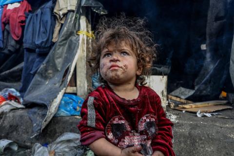 عائلات فلسطينية في خيام النازحين بمدينة رفح جنوب قطاع غزة : عبد الرحيم الخطيب/ وكالة الأنباء الألمانية