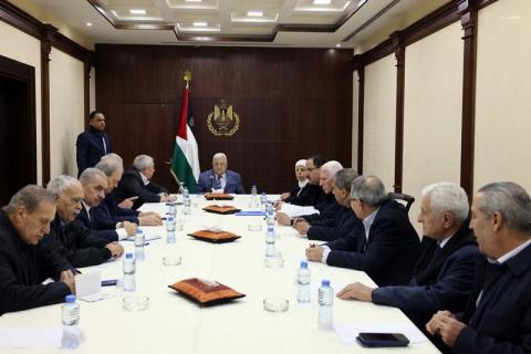 الرئيس يترأس اجتماعا للجنة المركزية لحركة فتح.JPG