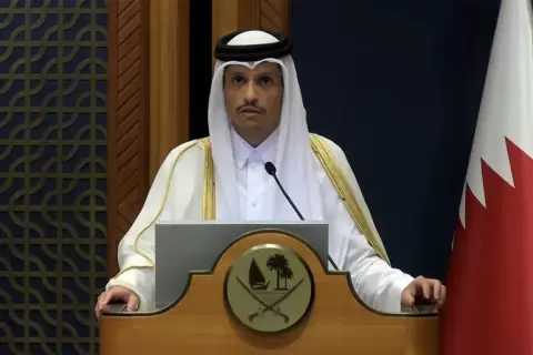 رئيس الوزراء وزير الخارجية القطري قال إن بعض الأطراف تحاول استغلال وساطة بلاده لتحقيق مكاسب سياسية (الجزيرة).webp