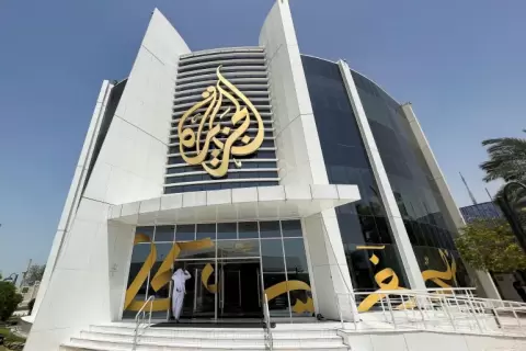 الجزيرة قالت إن نتنياهو لم يجد تبريرات لهجومه المتواصل على القناة وحرية الصحافة سوى أكاذيب وافتراءات (الجزيرة).webp