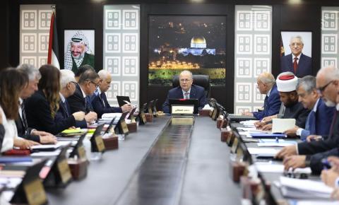 مجلس الوزراء في جلسته الثانية يناقش جهود إغاثة غزة وتطوير القطاع التعليمي.jpg