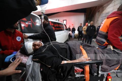 مصابون من قرية المغير في مجمع فلسطين الطبي برام الله..jfif