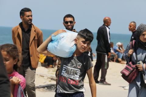 الفلسطينيون