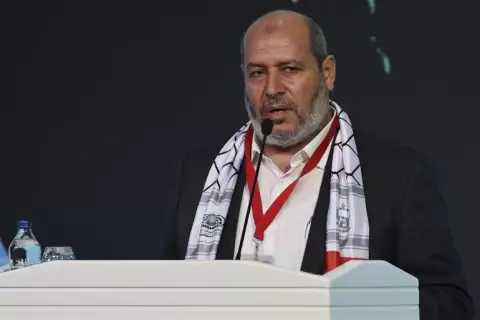 القيادي خليل الحية سيترأس وفد حماس إلى القاهرة (وكالة الأناضول).webp