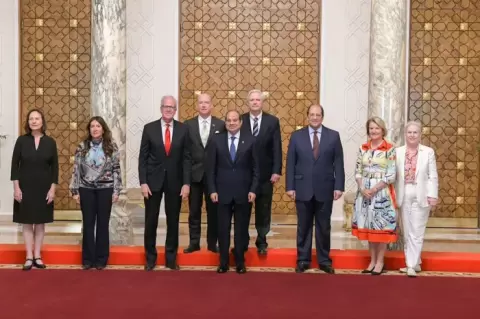 الرئيس المصري خلال استقباله وفد أعضاء الكونجرس الأمريكي