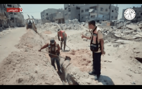 جهود صيانة خطوط المياه في خانيونس