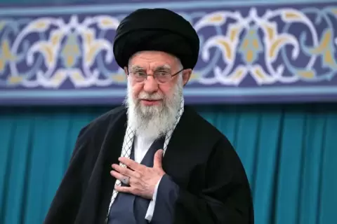 المرشد الإيراني علي خامنئي.webp