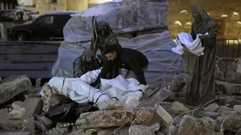 رسالة لوقف الهجمات الإسرائيلية على غزة.webp