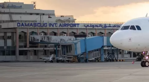مطار دمشق