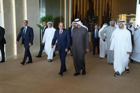 محمد بن زايد والرئيس السيسي.jpg