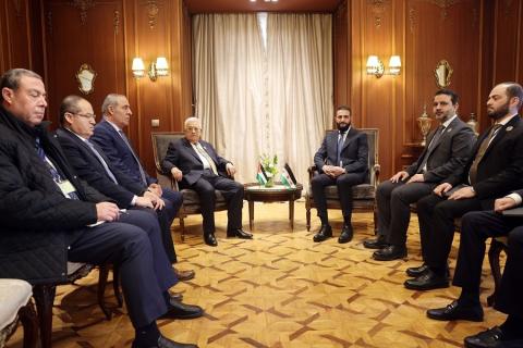 الرئيس السوري مع الرئيس عباس.jpeg