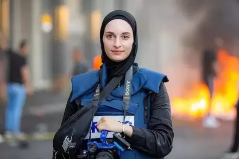 الصحافية المقدسية لطيفة عبد اللطيف.webp