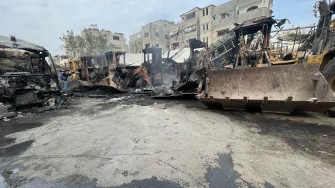جرافات مدمرة في غزة