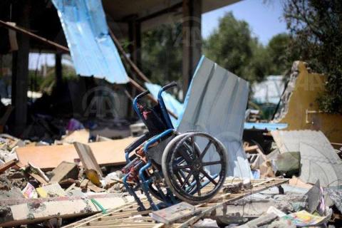 المعاقون في الحرب.jpg