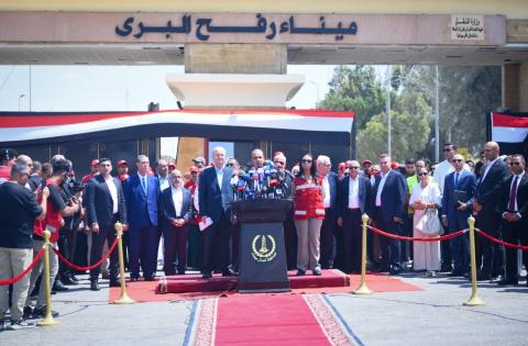 رئيس الوزراء معبر رفح (6).jpg